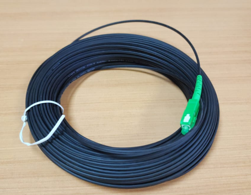 fibra-negra Fibra optica 1 pelo preconectorizada LSZH – SC/APC (40 ó 60 metros) - Imagen 1